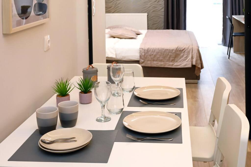 Egnatia Downtown, Urban Apartments B Солун Екстериор снимка